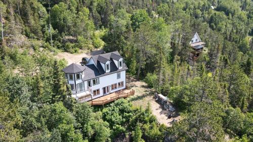Sacre Coeur Ski Chalet | Le Chalet du Fjord