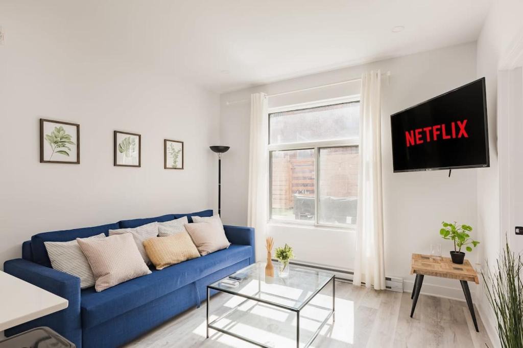 Mile End Apartment | Le Mile End by M11 - Spacious 2BDR Unit with Sofa Bed