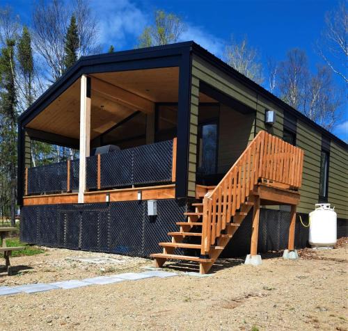 Baie-St-Paul Ski Chalet | Le Repère Aya Spa privé
