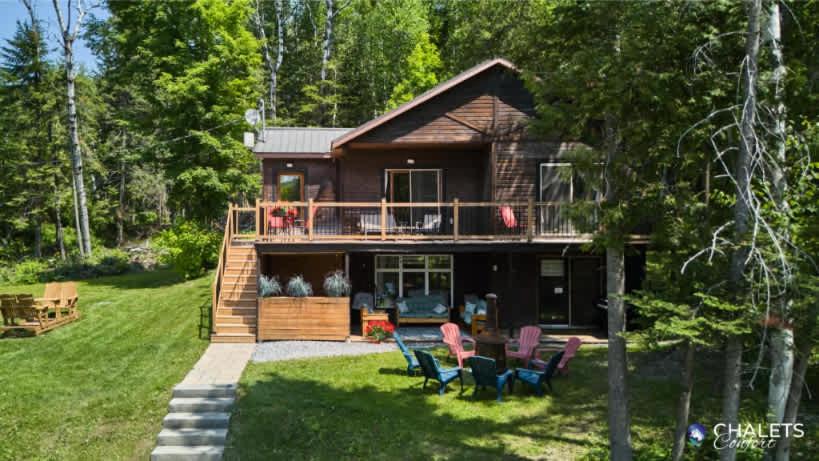 Pohenegamook Ski Chalet | Le Rustique Moderne Detente - Lake Access