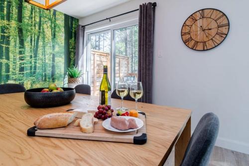 Pont-Rouge Ski Chalet | Le Taiga - Pool Table Nature Pet Friendly