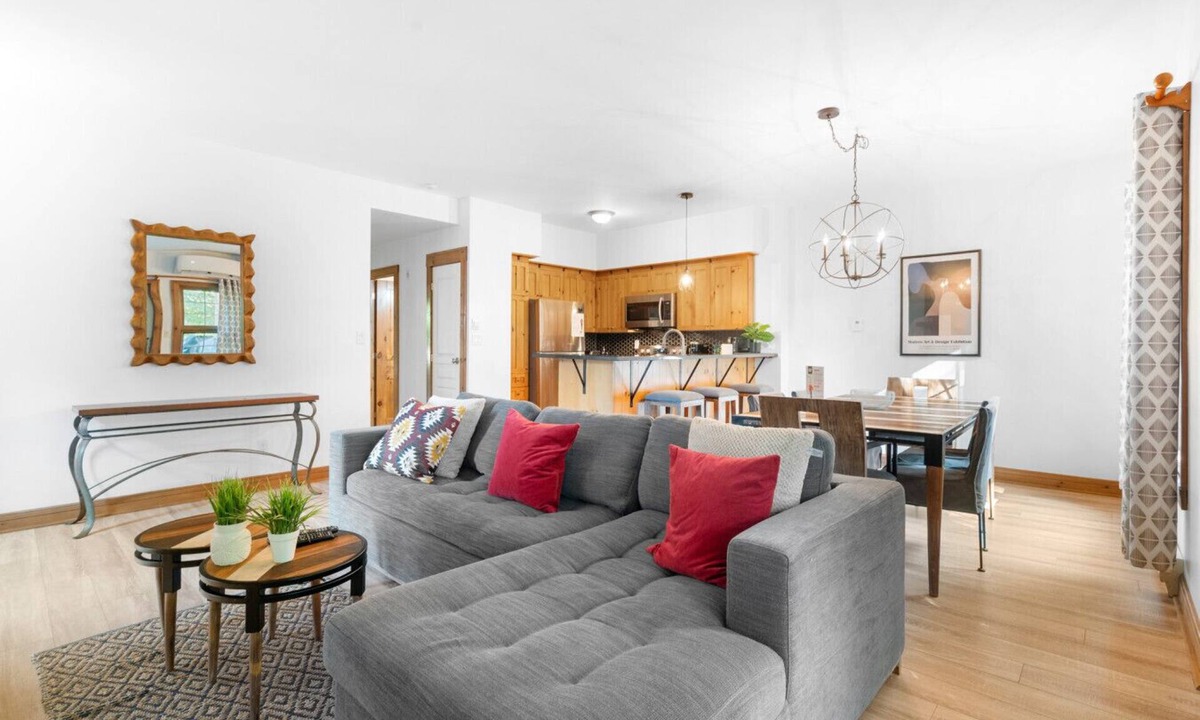 Mont-Tremblant Condo | Les Falaises Tremblant - Ski In/Out Condo w/2bdrs