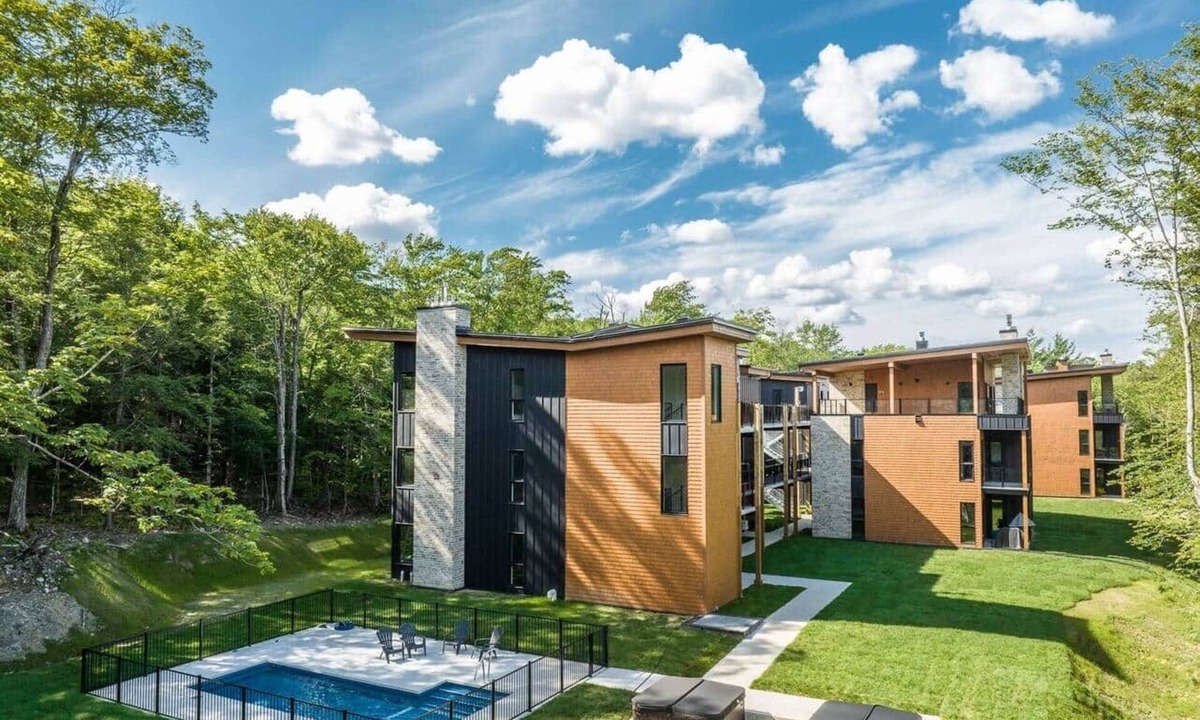 Orford Condo | Les Repères #113, Spa & Piscine