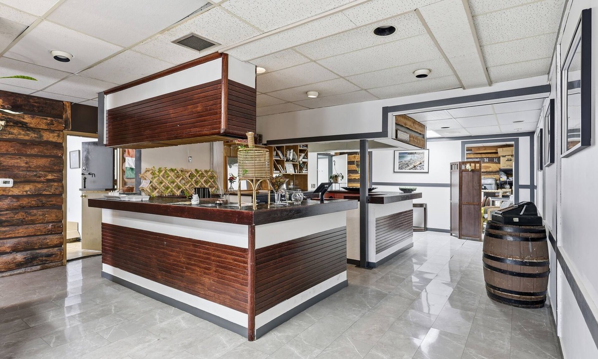 Lillooet Hotel | Lillooet Hotel Victoria