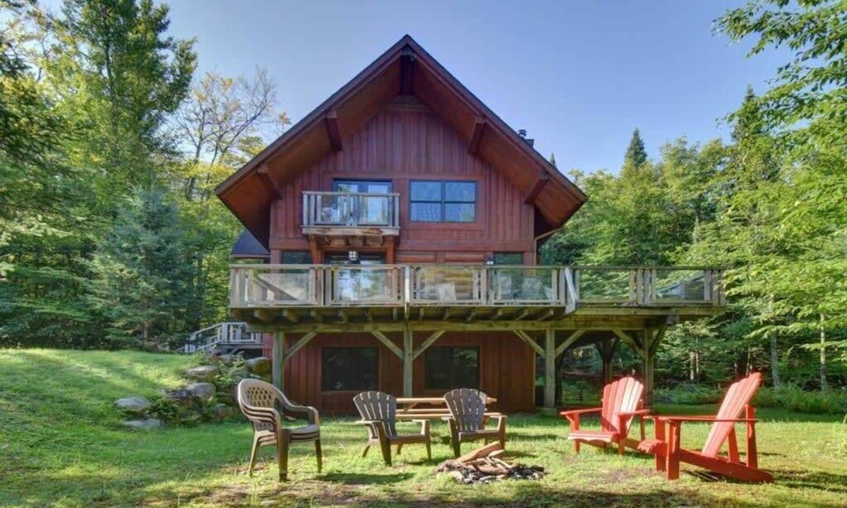 Lac Superieur Village Ski Chalet | Log Cottage Resort Access & Spa