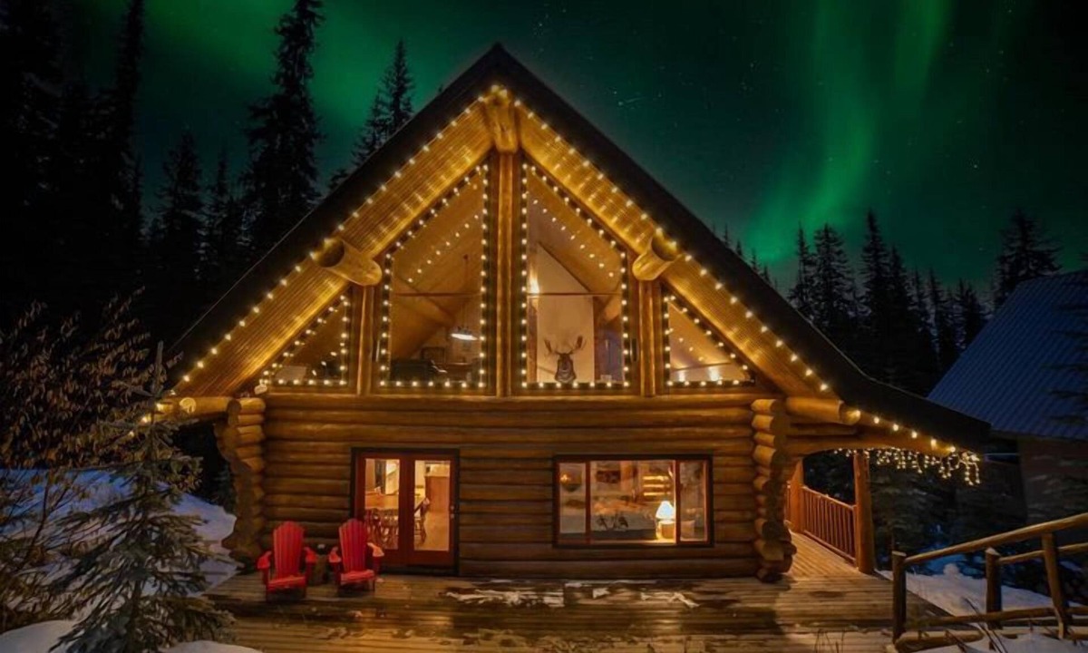 Apex Mountain House | Loor-U-Inn. Luxury Log Home/7 Beds & Hottub Apex Mountain