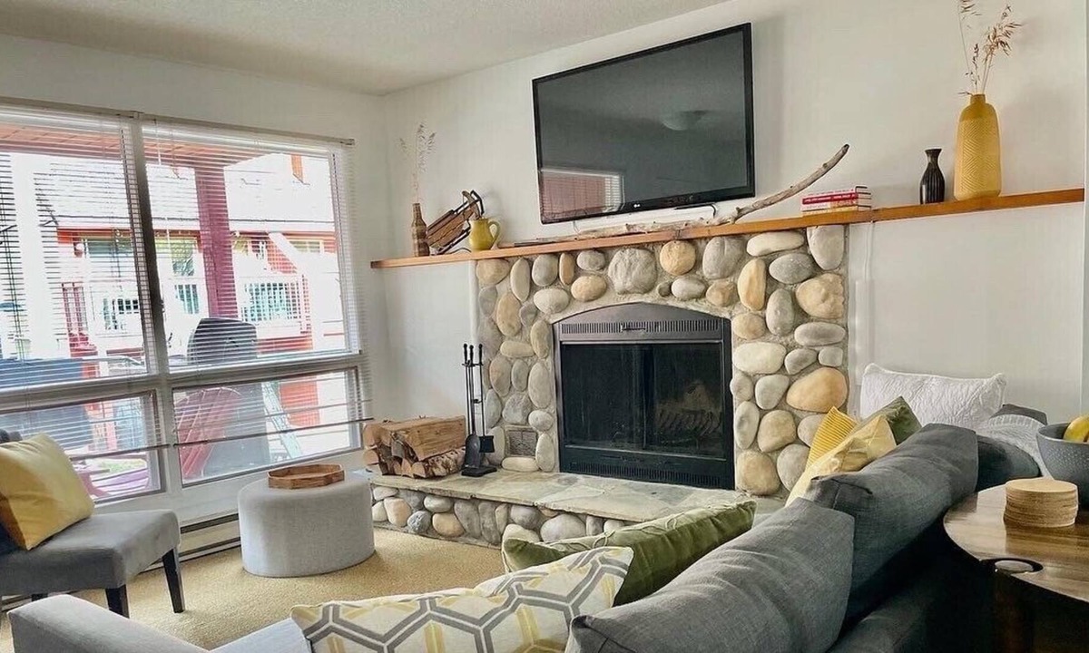 Panorama Condo | Lower Village at Panorama only steps from the Gondola!