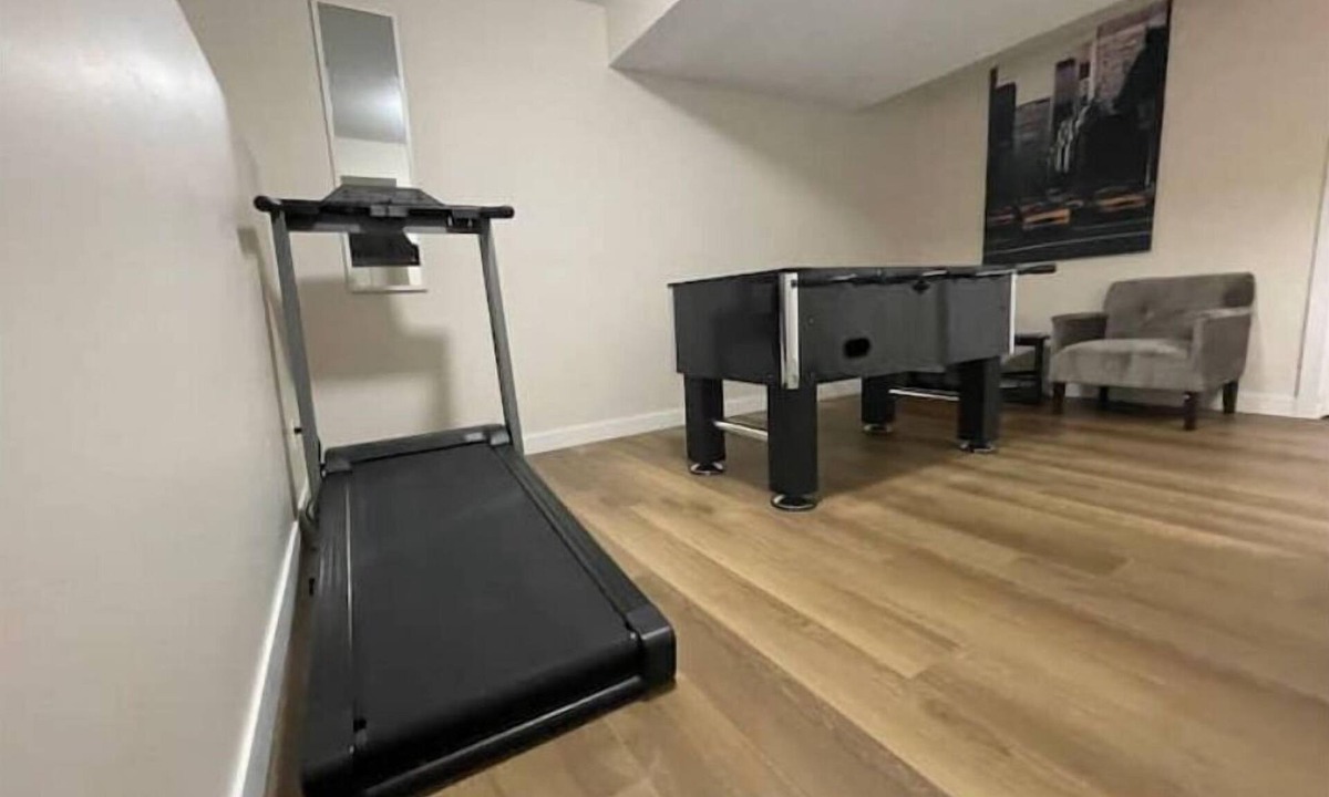 Saskatoon House | Lumi Deluxe