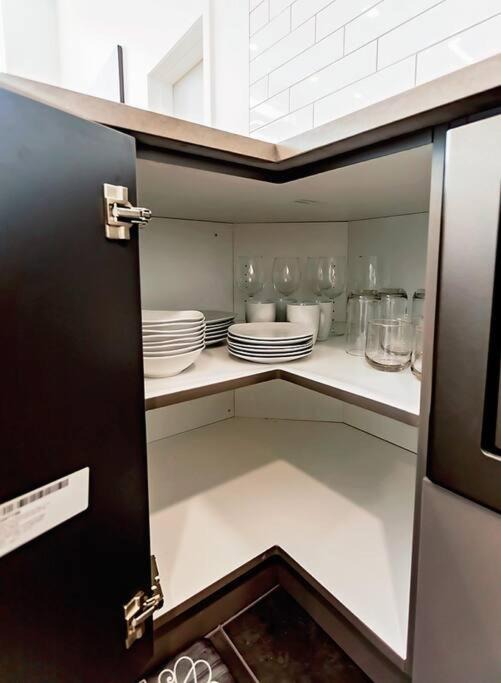 Kitimat House | LuxQuarters Huckleberry Suite