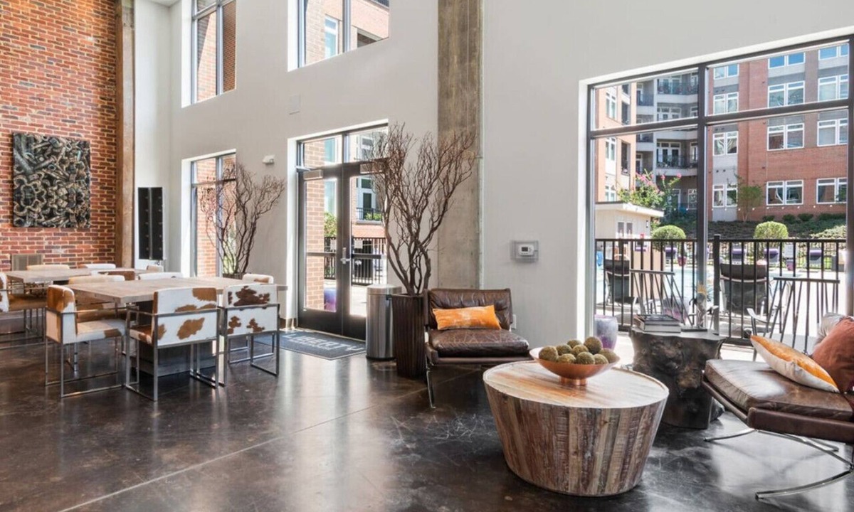 Downtown Apartment | Luxurious King 3 Bed Suite—in Downtown Durham!