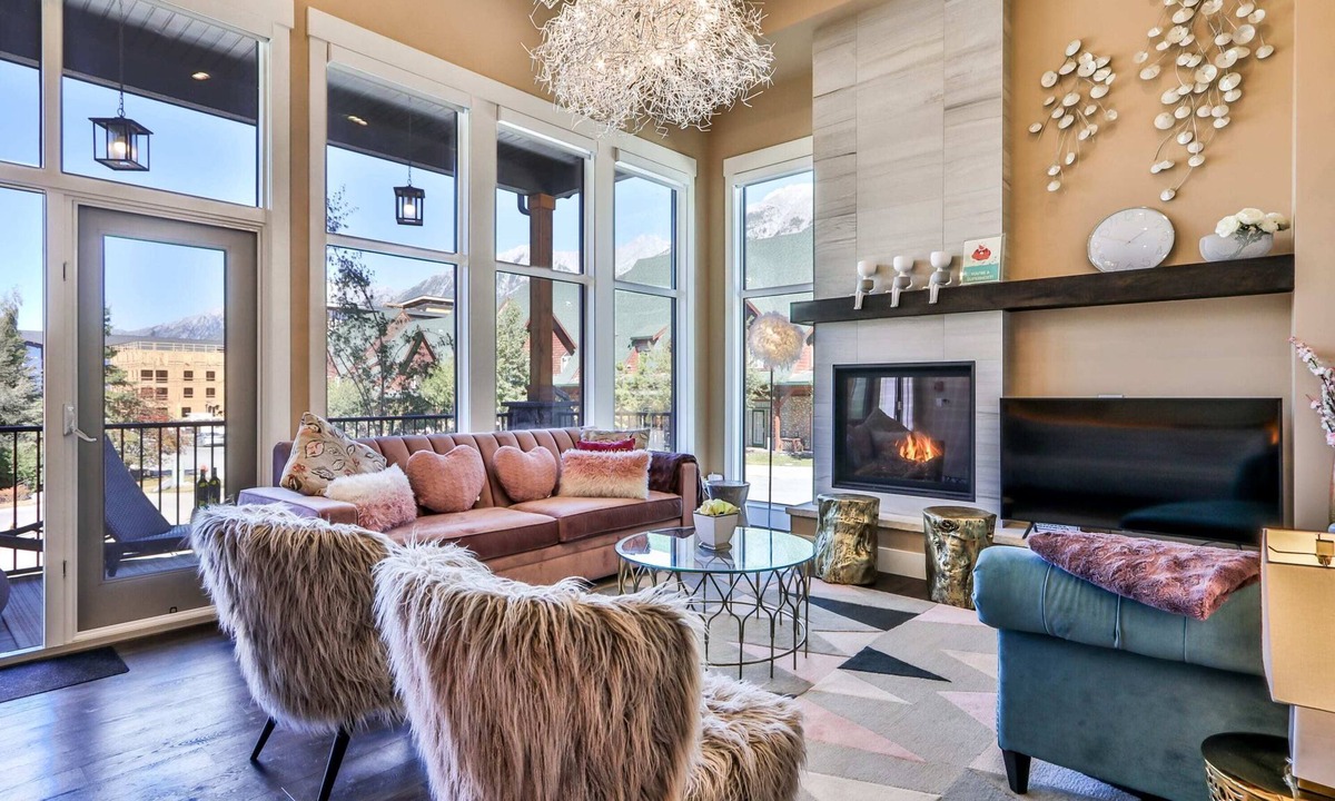 Canmore Condo | ⭐Macaron by Samsara Resort|Private Hot Tub|Private Entry|Panorama Top View|4B+5BH (BL# RES-10673)