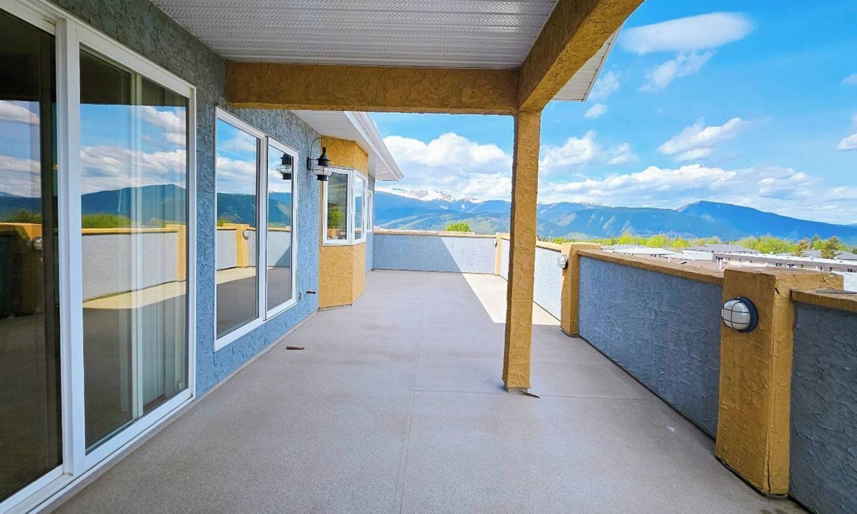 Grande Cache Hotel | Misty Mountain Inn and Suites