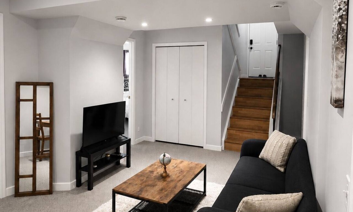 Southwest Calgary Apartment | Modern 2-Bedroom Suite, 3-Min Walk to C-Train & shopping centres