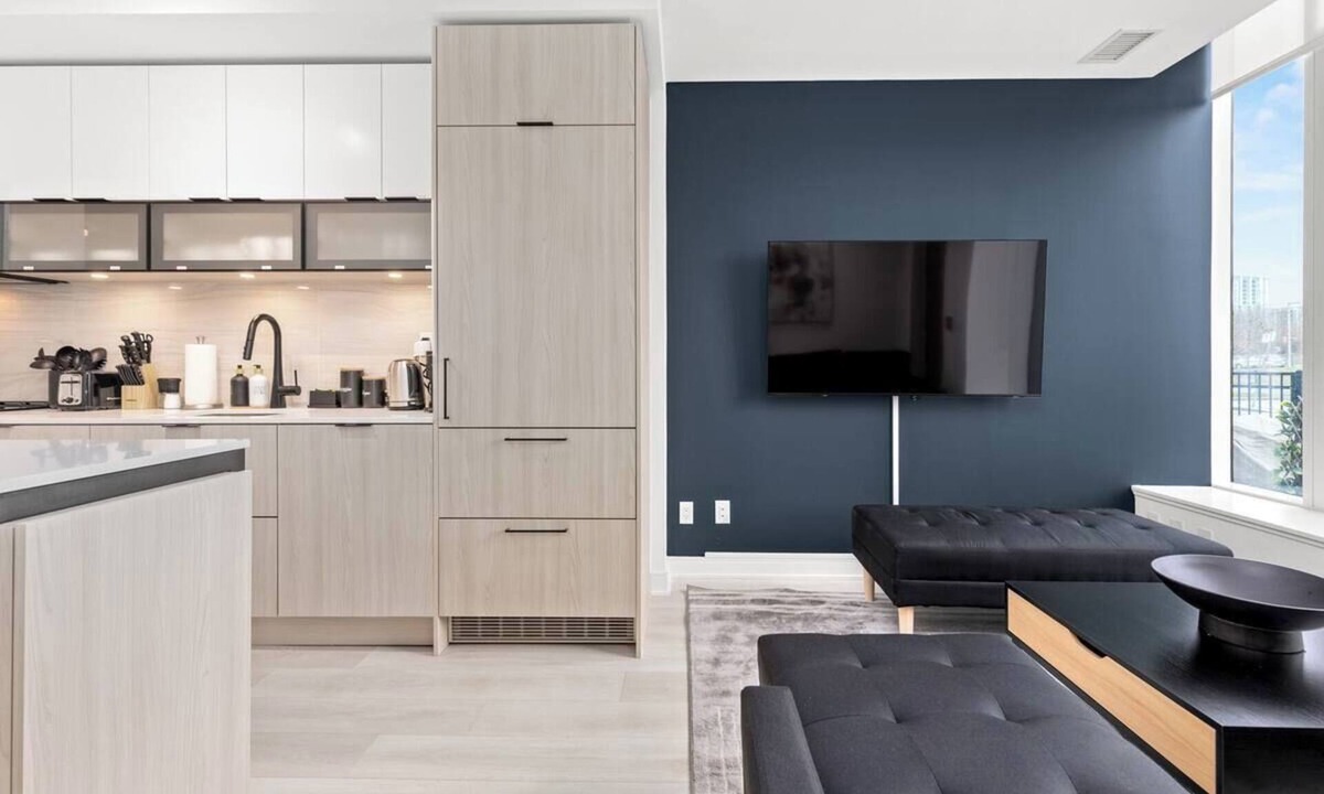 Corktown Apartment | Modern 3BR/2.5BT Home + Free Parking