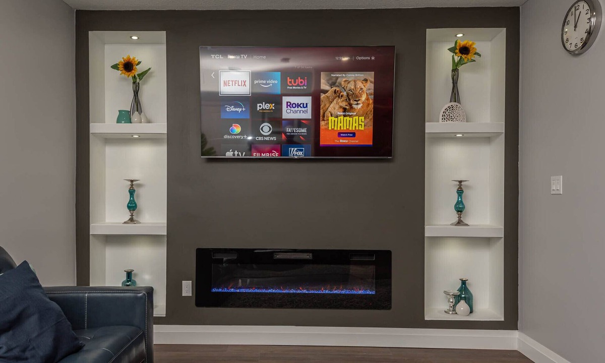 Southwest Edmonton House | Modern, Stylish & Cozy Suite with Private Gym