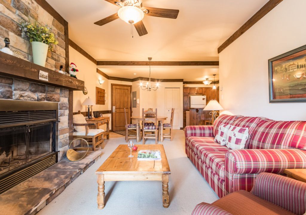Mont-Tremblant Apartment | Mont Tremblant - Algonquin 122-07