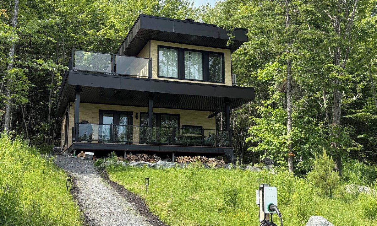 Adstock Ski Chalet | Montchaletescapad Mont Adstock