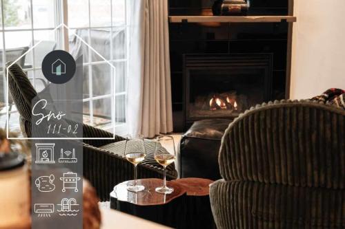Saint-Faustin-Lac-Carre Apartment | Mountain Escape Ski-In Ski-Out Laurentians