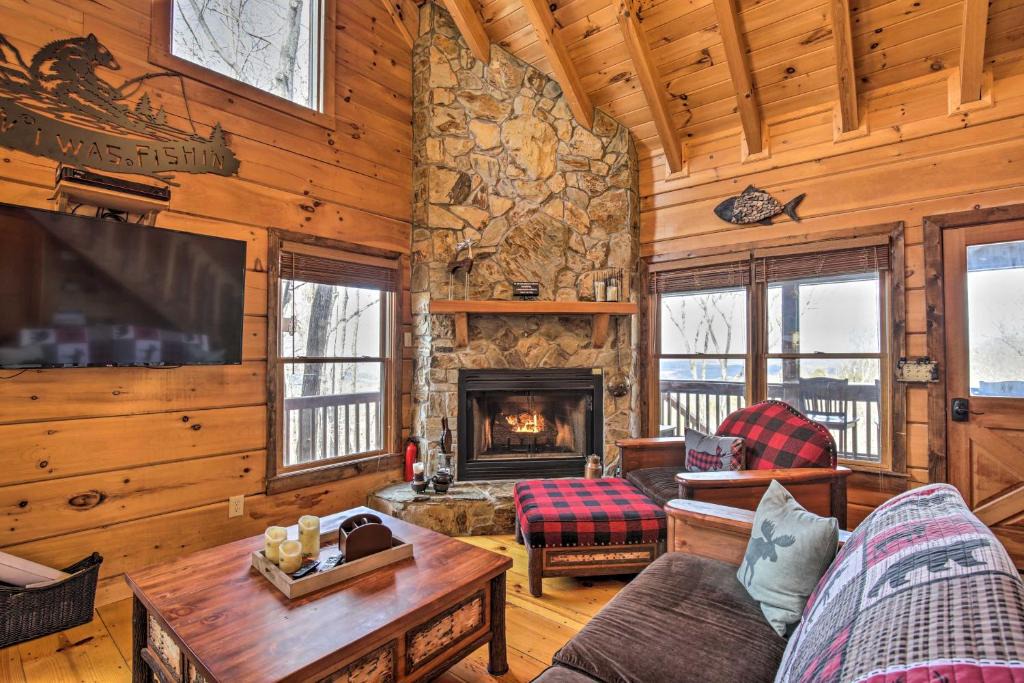 Blue Ridge House | Mountain Top Cabin with Lake View, Games and Hot Tub!