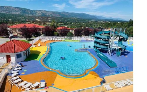 East Kootenay Apartment | Mountain View Suites & Residency at Fairmont Hot Springs