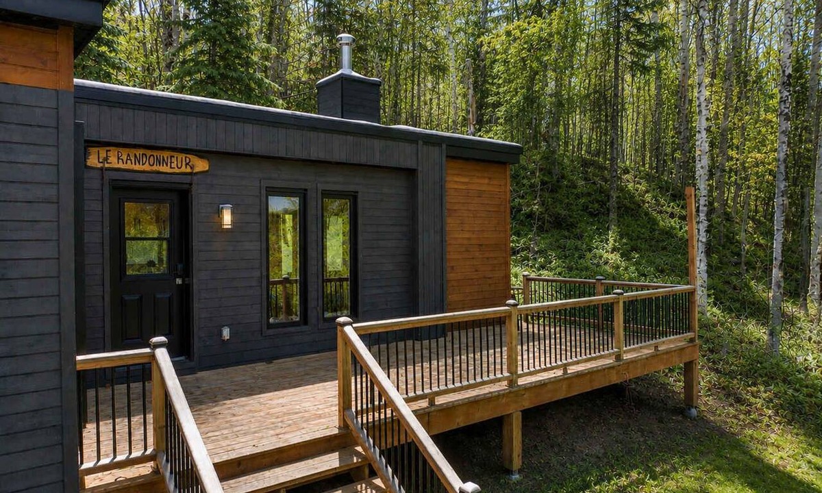 La Minerve Ski Chalet | Nature Immersion & Lakeside | Le Randonneur