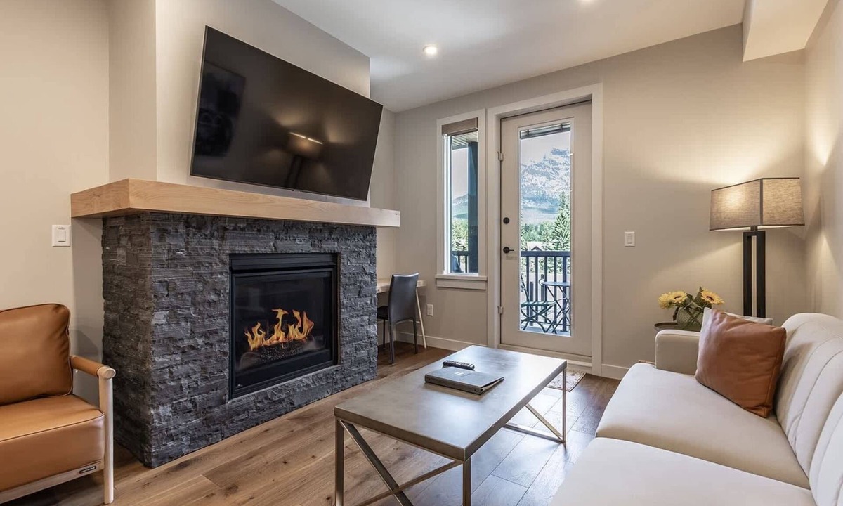 Canmore Apartment | New 1Bd Luxe King Suite with Superb Mtn View