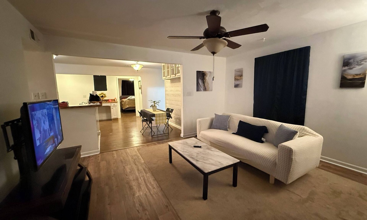 Southeast Raleigh House | Nice private house near downtown Raleigh with WiFi, AC, heat