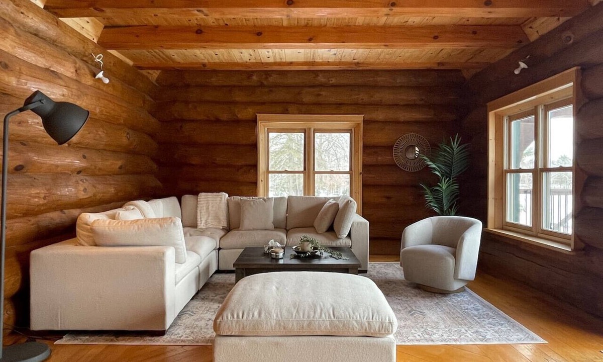 Fort Coulonge House | Nordic Log House Retreat on the River