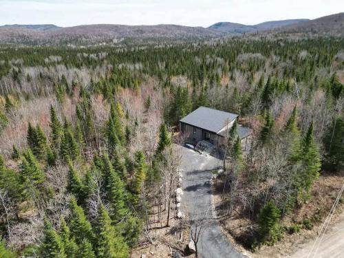 Notre-Dame-de-la-Merci Ski Chalet | Nordik Nara Pet-Friendly
