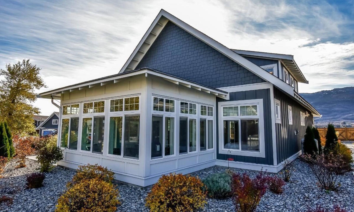 Osoyoos House | Now booking September dates and throughout the fall & into spring!
