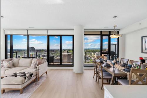 Connaught Apartment | Nuage 2 Bed 2 Bath 2 Balconies Parking