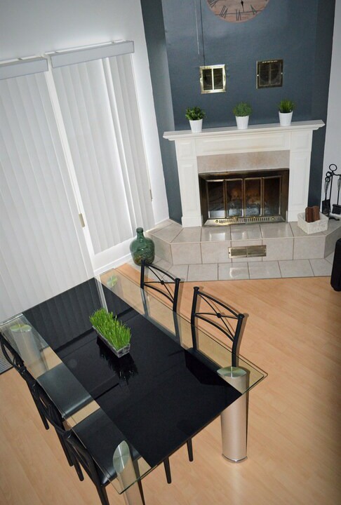 Magog Apartment | O'Berge du Village - Condo C-304