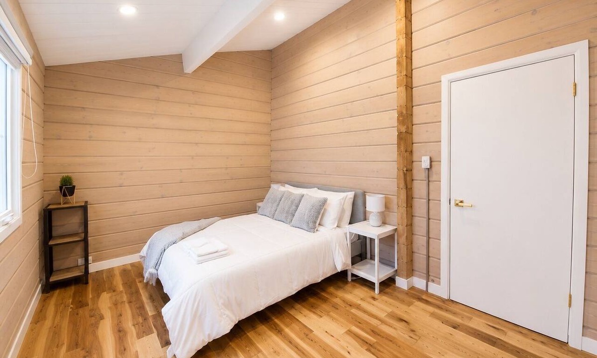 Sutton Ski Chalet | Ô-CHALET beautiful 2 bedroom mini-chalet