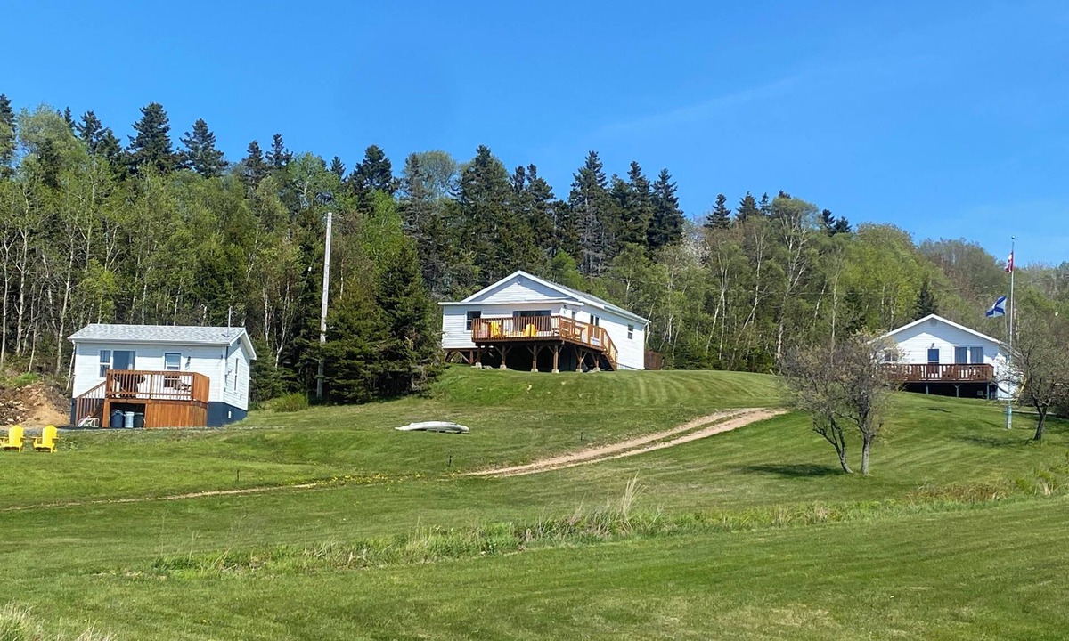 Big Bras d'Or House | Ocean View Cabins - Cabin #2