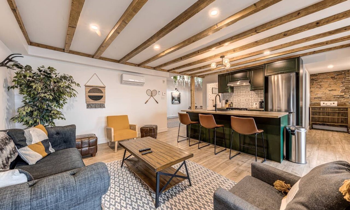 Old Quebec Apartment | Old Quebec Penthouse | River Views & Balcony