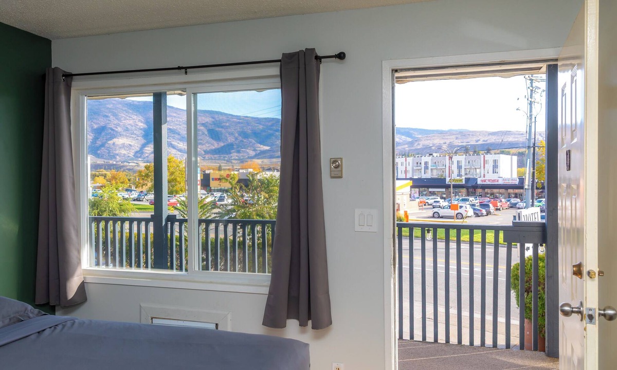 Oliver Hotel | Oliver Motel & Inn