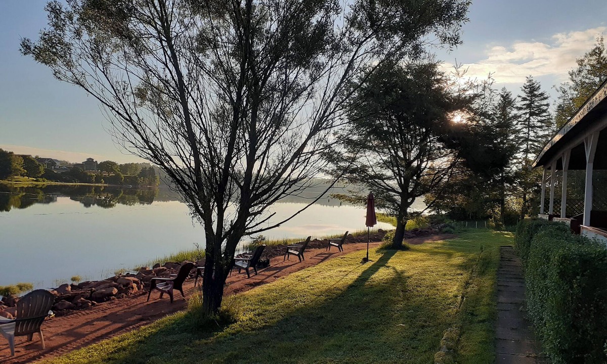 Cardigan Apartment | PEI Waterside Apt. #3, quiet waterfront Apt., beach, scenic view, great sunsets