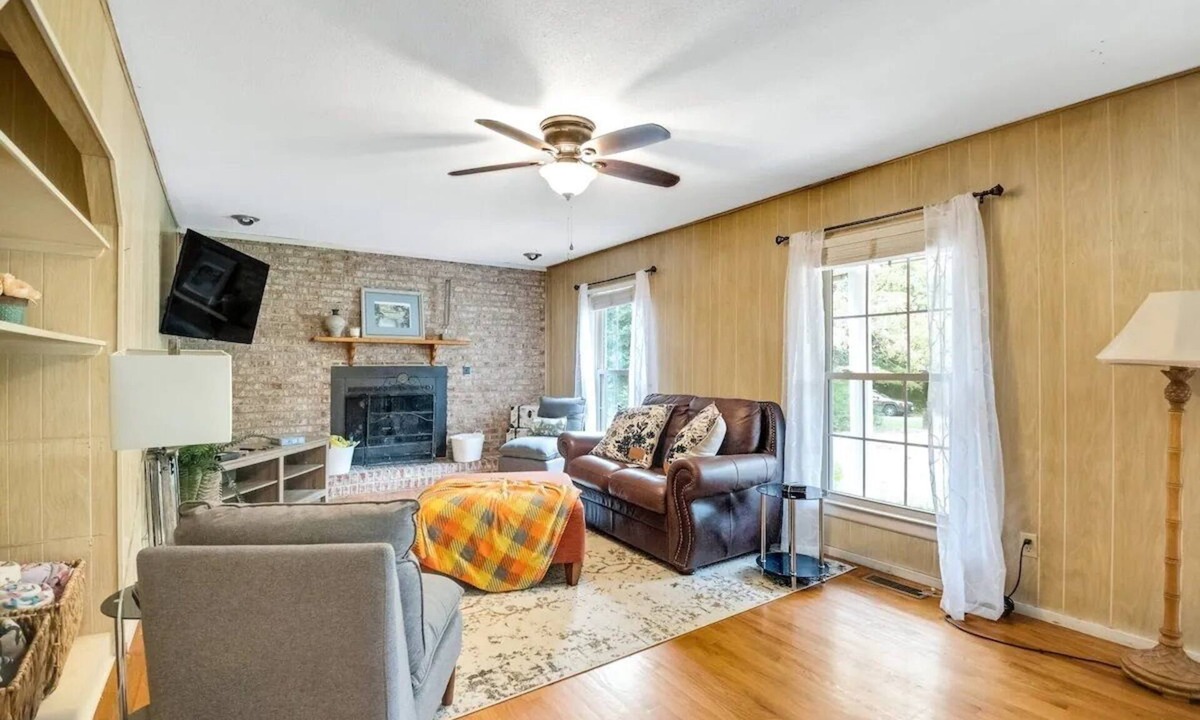Aberdeen House | Perfect Southern Pines Getaway Near Pinehurst!