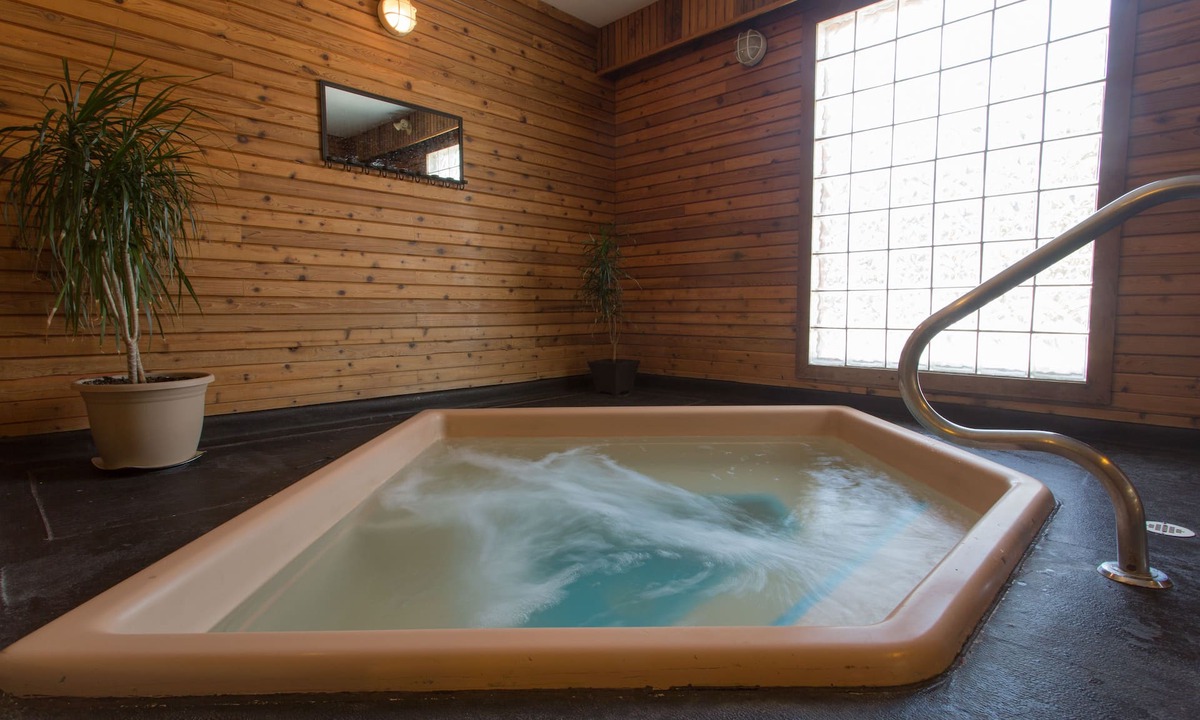 Fernie Hotel | Powder Mountain Lodge