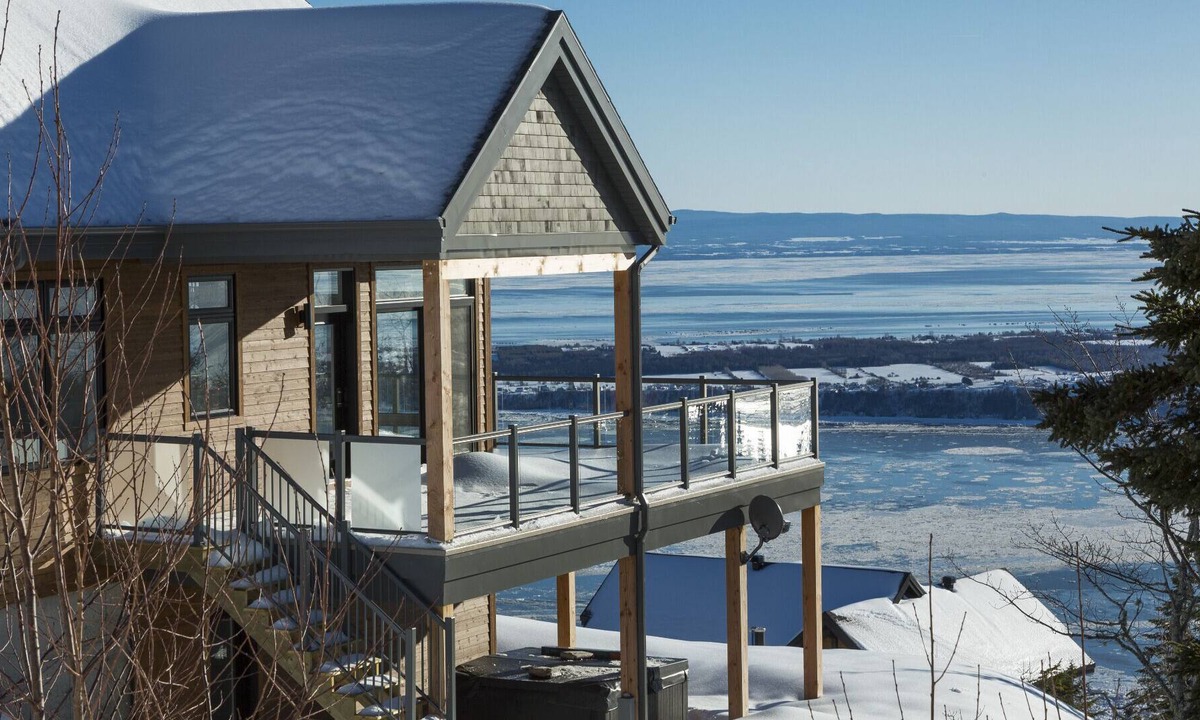 Saint-Joseph-de-la-Rive House | Prestigious Vacation Home Offering Some Of The Most Stunning Views Of Charlevoix