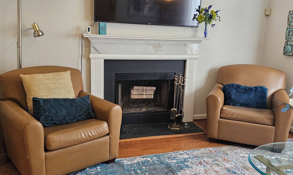 Sandtown House | PriMary EVolution Properties ~ Atlanta - convenient, comfy, chic 3 bedroom home