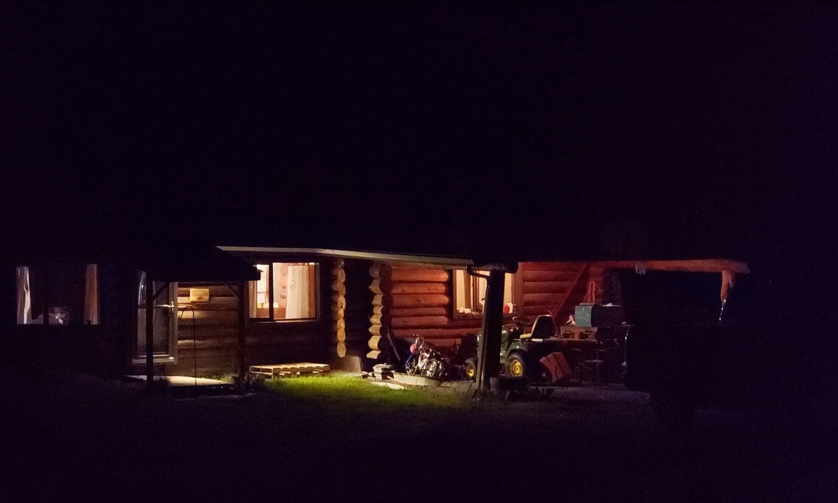 Isle Pierre House | Private 5 Acre Campsite Setting with Rustic Log Cabin