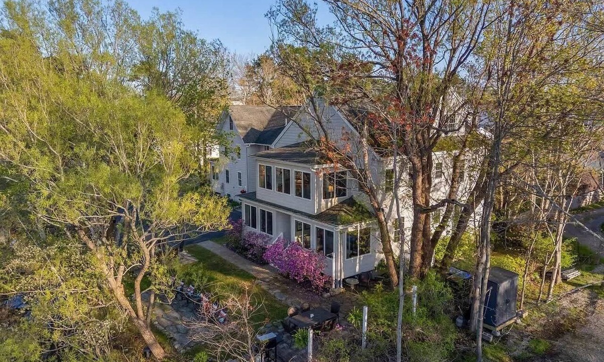 Ocean Park Apartment | Private Coastal 4 BD Getaway in Ocean Park ME