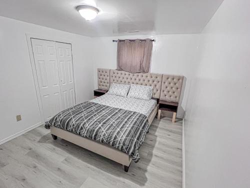 Malton House | Private Room With Attached Washroom D8