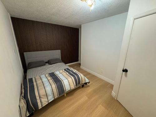 Malton House | Private Room With Private Washroom Near Airport D14