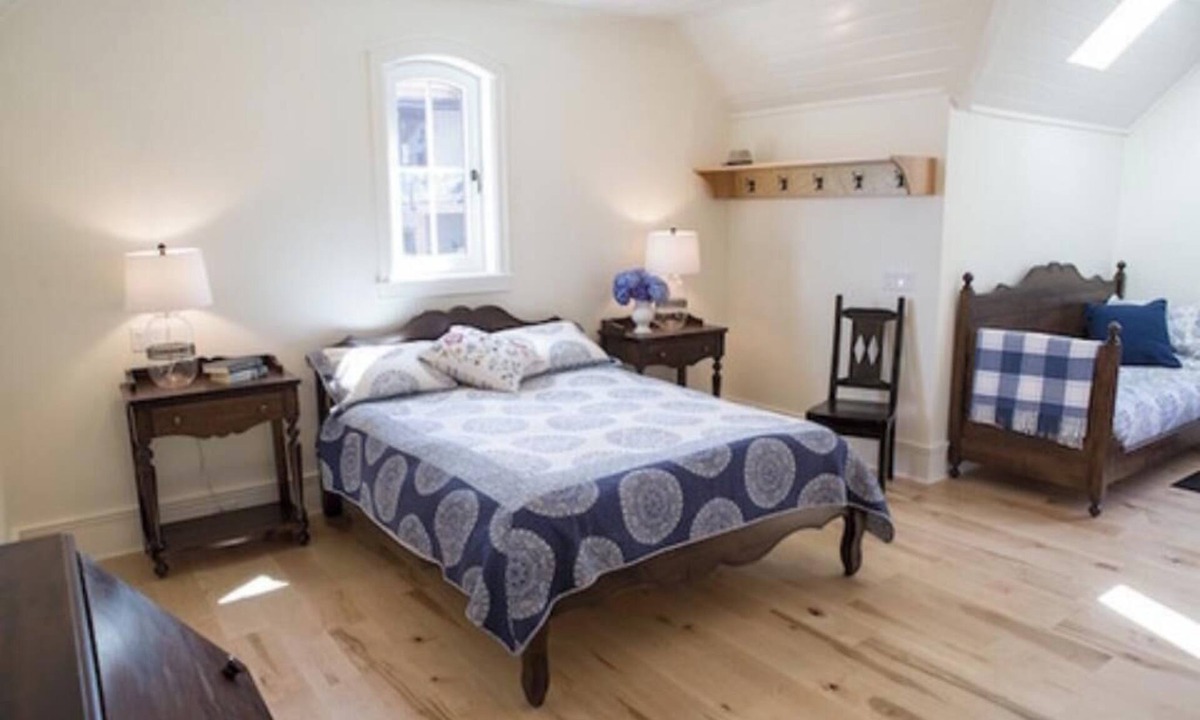 Quilchena Apartment | Private suite in interior BC, steps away from white sand beach