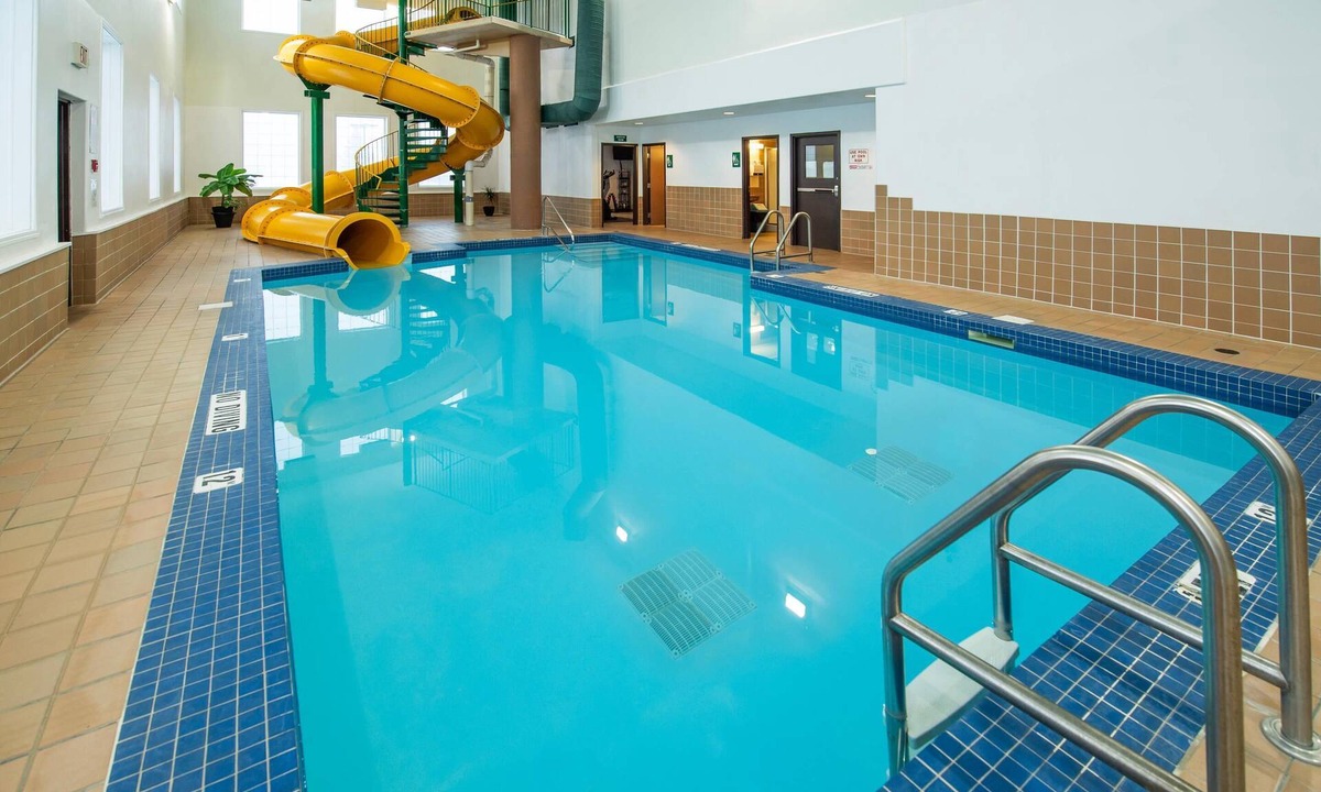 South Lethbridge Hotel | Quality Inn And Suites Lethbridge