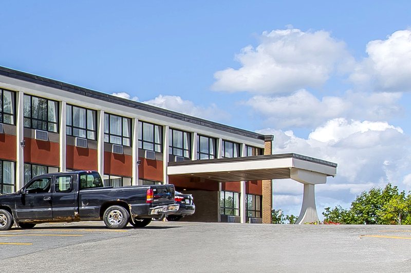 Corner Brook Hotel | Quality Inn Corner Brook