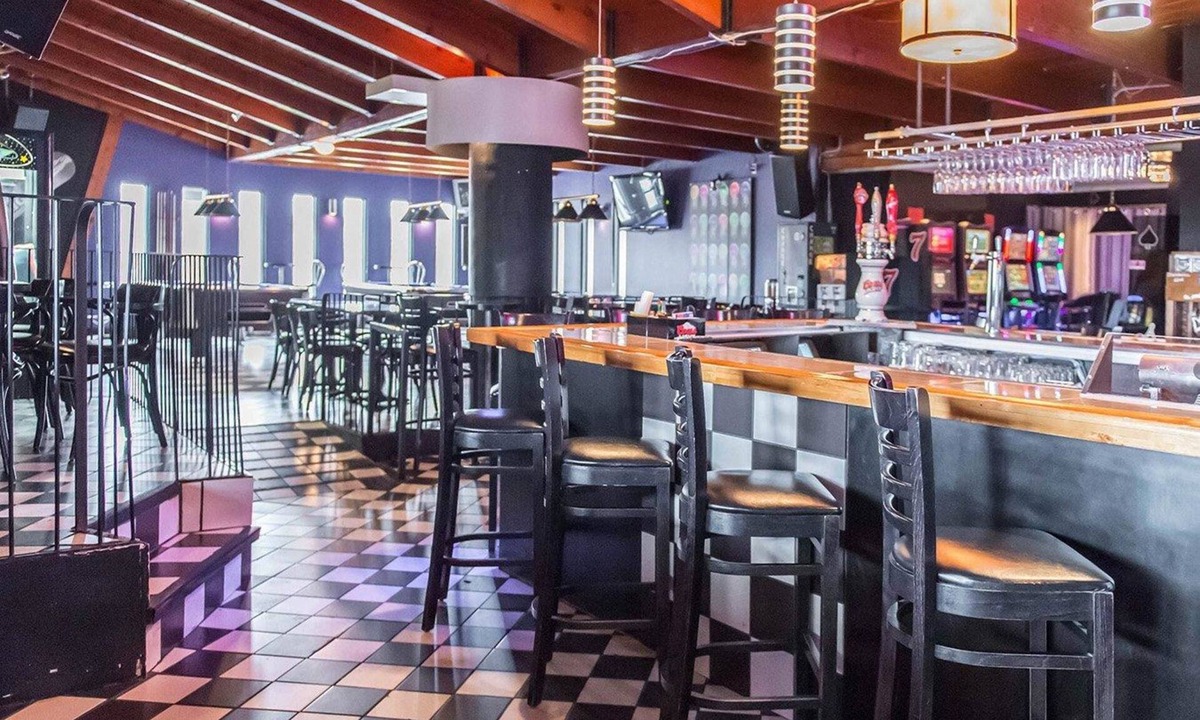Mont-Laurier Hotel | Quality Inn Mont-Laurier