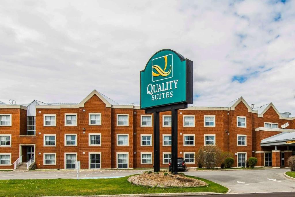 Les Rivieres Hotel | Quality Suites